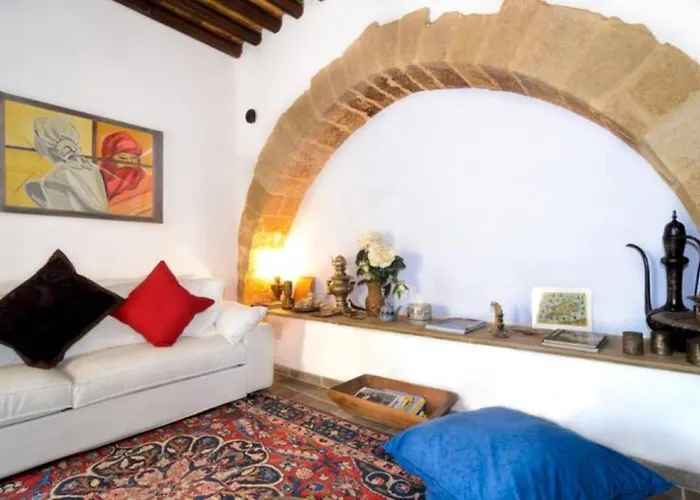 Historical House In The Old Of 別荘 ニコシア