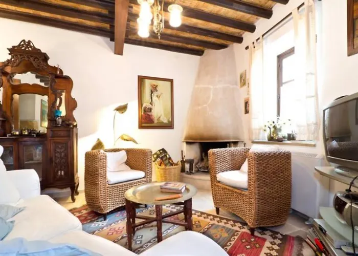 Historical House In The Old Of 別荘 *